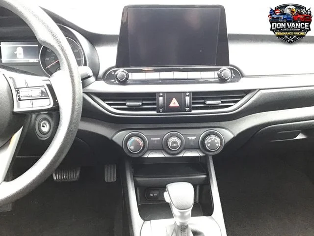 Used 2024 Gray Kia LXS image 17