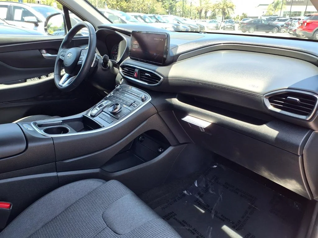 Used 2023 Silver Hyundai SEL image 15