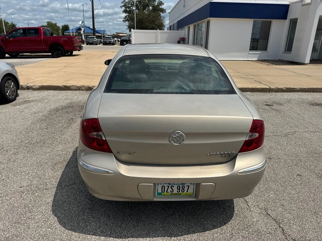 Used 2009 Gold Buick CXL image 5