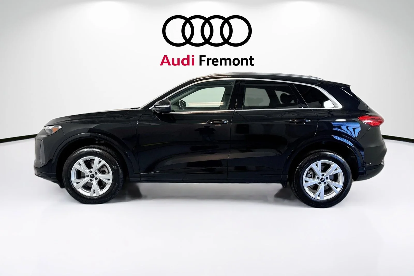Used 2025 Mythos Black Audi Premium image 9