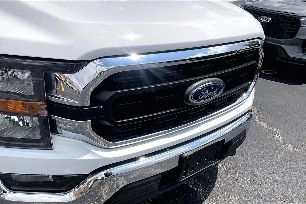 Used 2023 White Ford XLT image 30