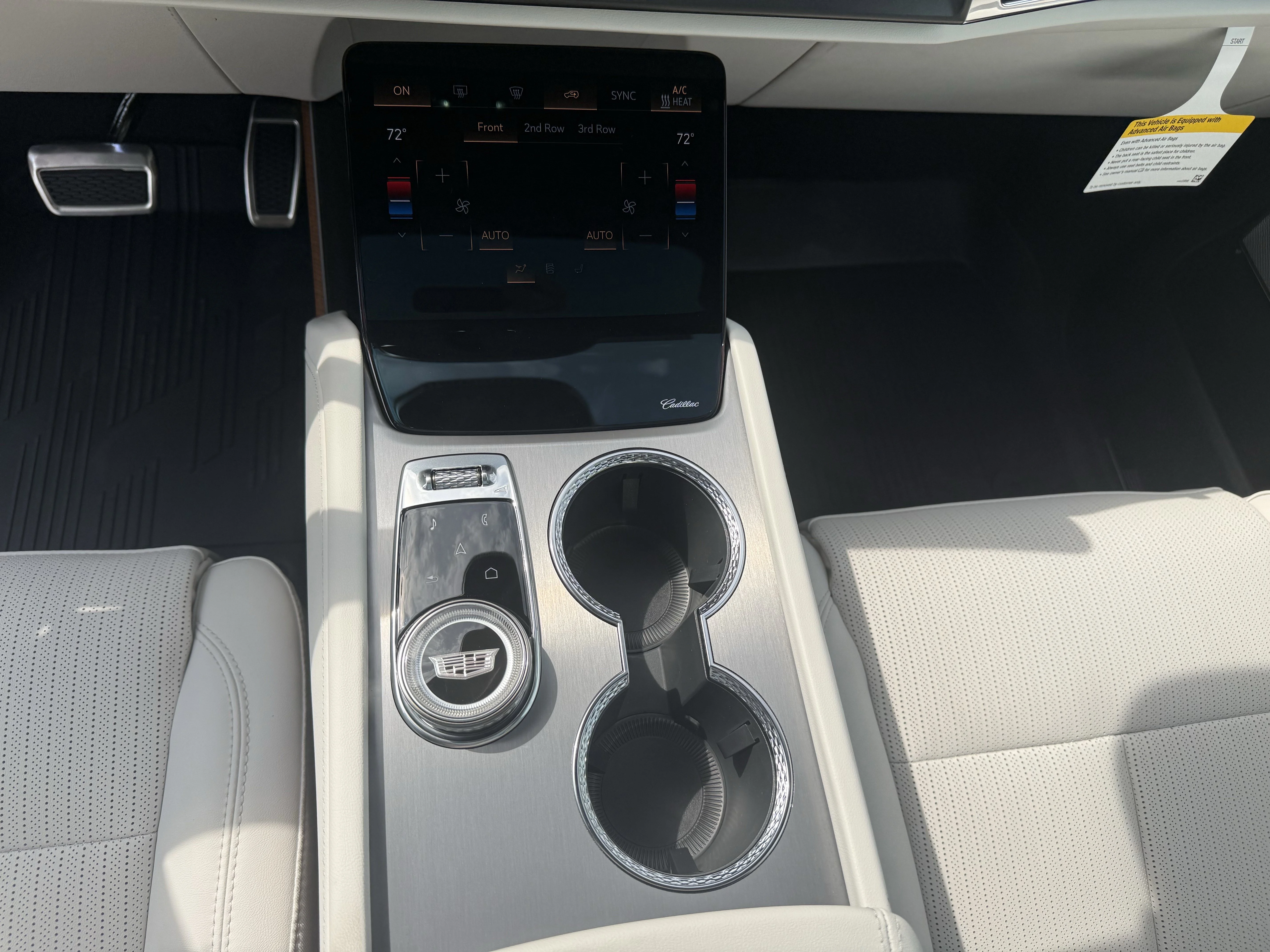 2026 Cadillac VISTIQ Sport - Photo 17