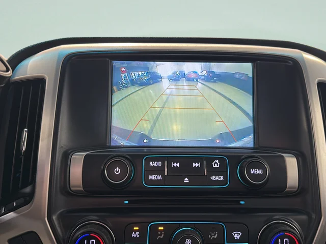 Used 2018 Gray GMC SLT image 21