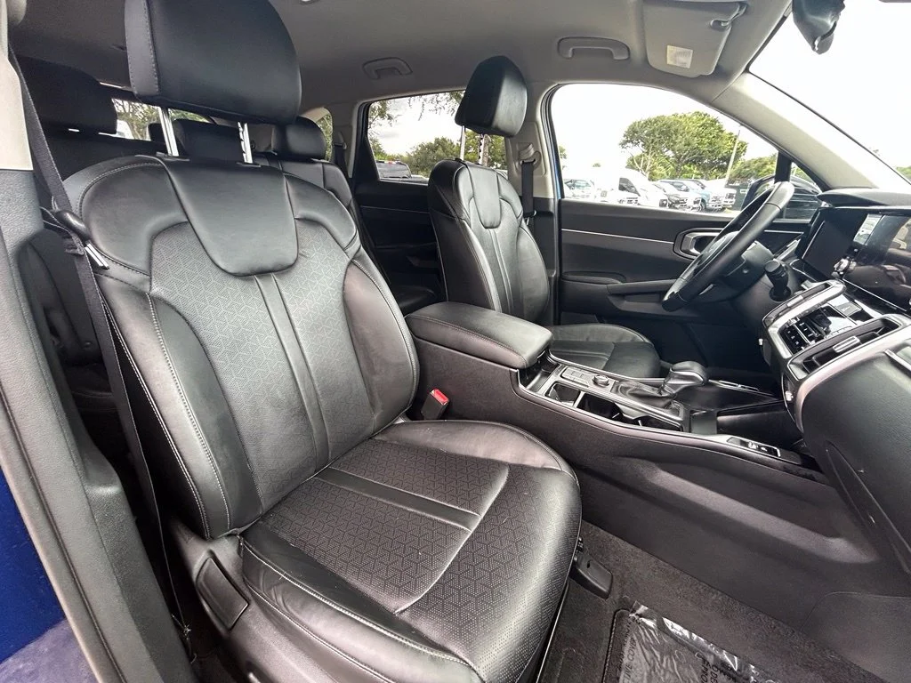 Certified Used 2023 Sapphire Blue Kia S image 27