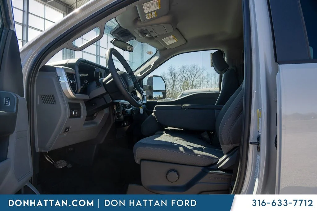 New 2026 Avalanche Ford F-250® XL image 3