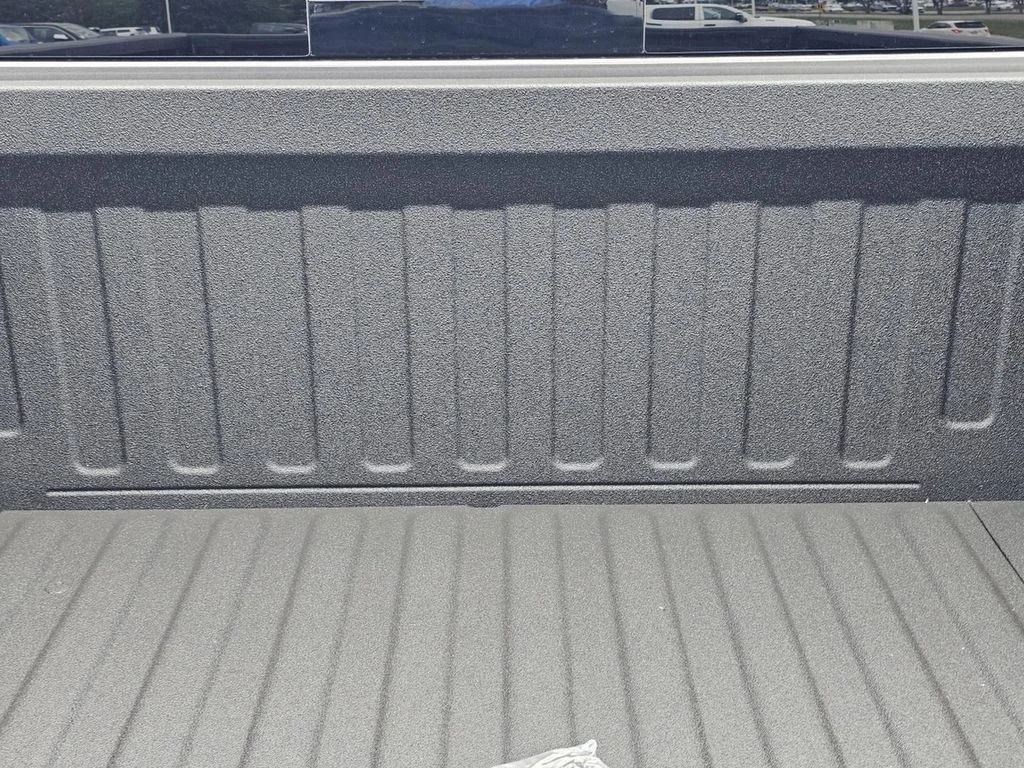 New 2026 Granite Crystal Metallic Clear-Coat Exterior Paint RAM Big Horn/Lone Star image 13
