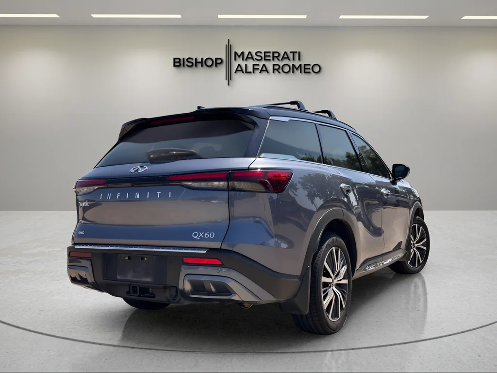 Used 2025 Blue INFINITI Autograph image 4