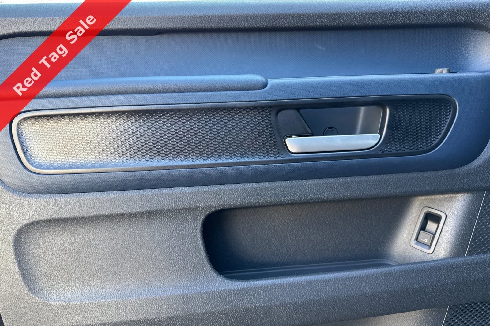 2025 Volkswagen ID. Buzz PRO S - Photo 8