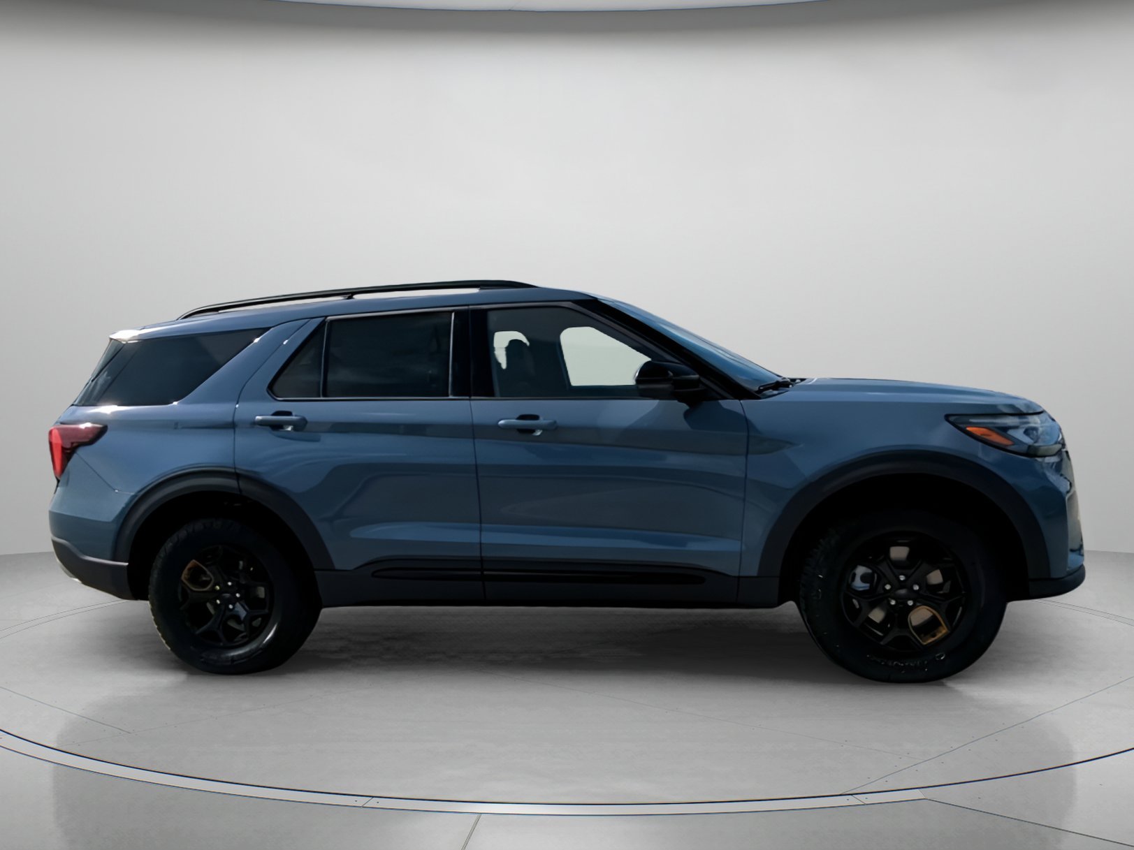 New 2026 Vapor Blue Metallic Ford Tremor® image 30
