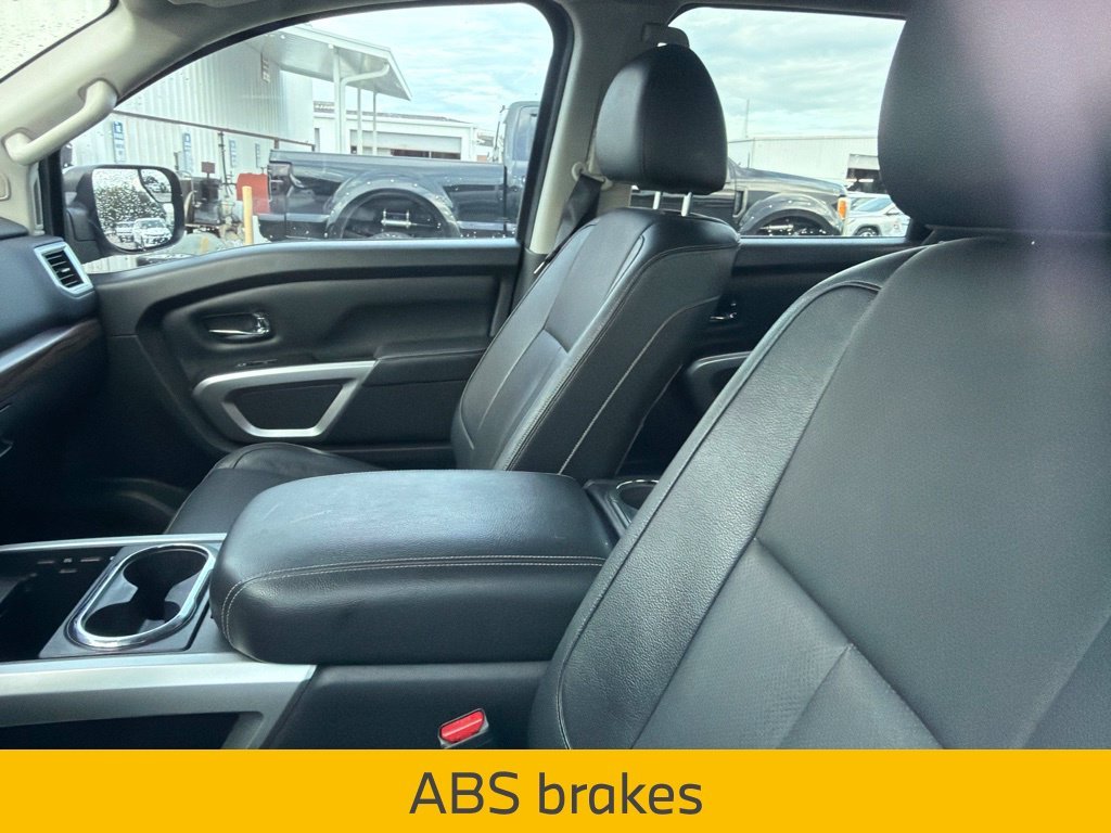 Used 2020 Silver Nissan SL image 18