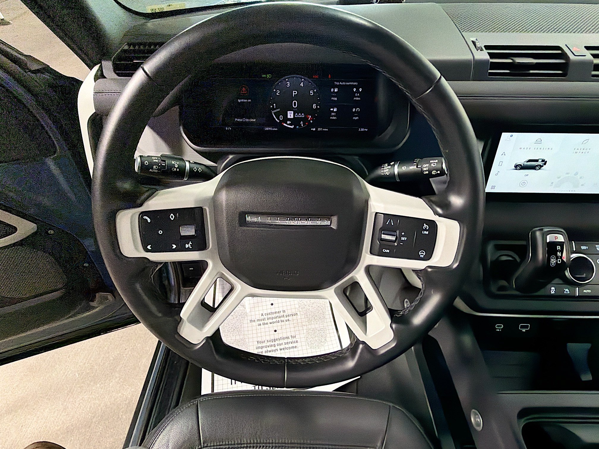 Used 2023 Tasman Blue Metallic Land Rover S image 37