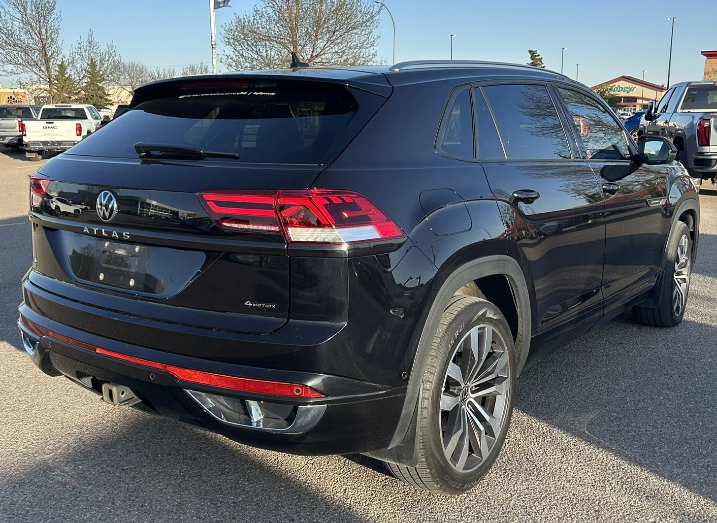 Used 2023 Black Volkswagen Execline image 5