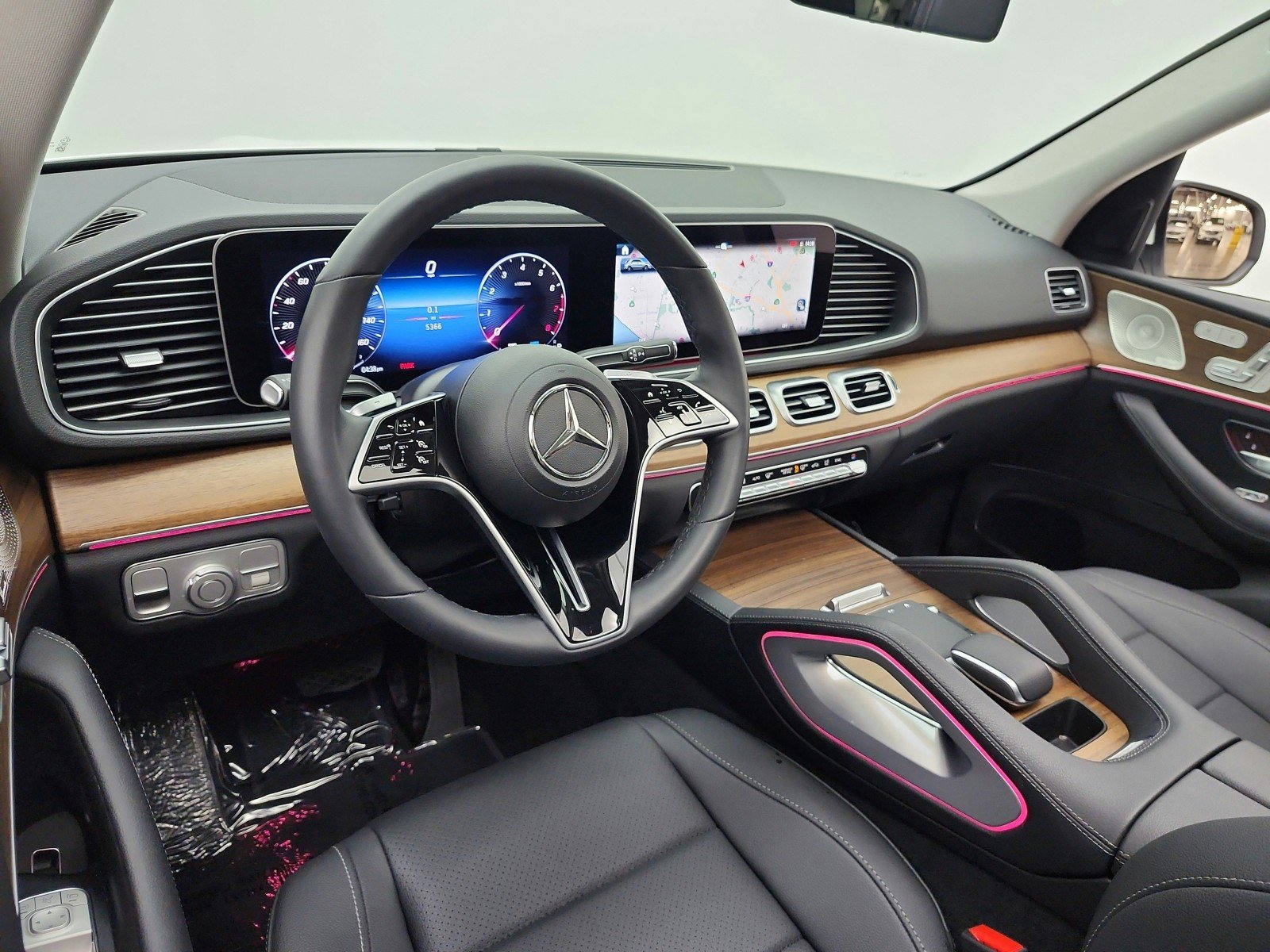 Certified Used 2026 Polar White Mercedes-Benz GLE 350 SUV image 14