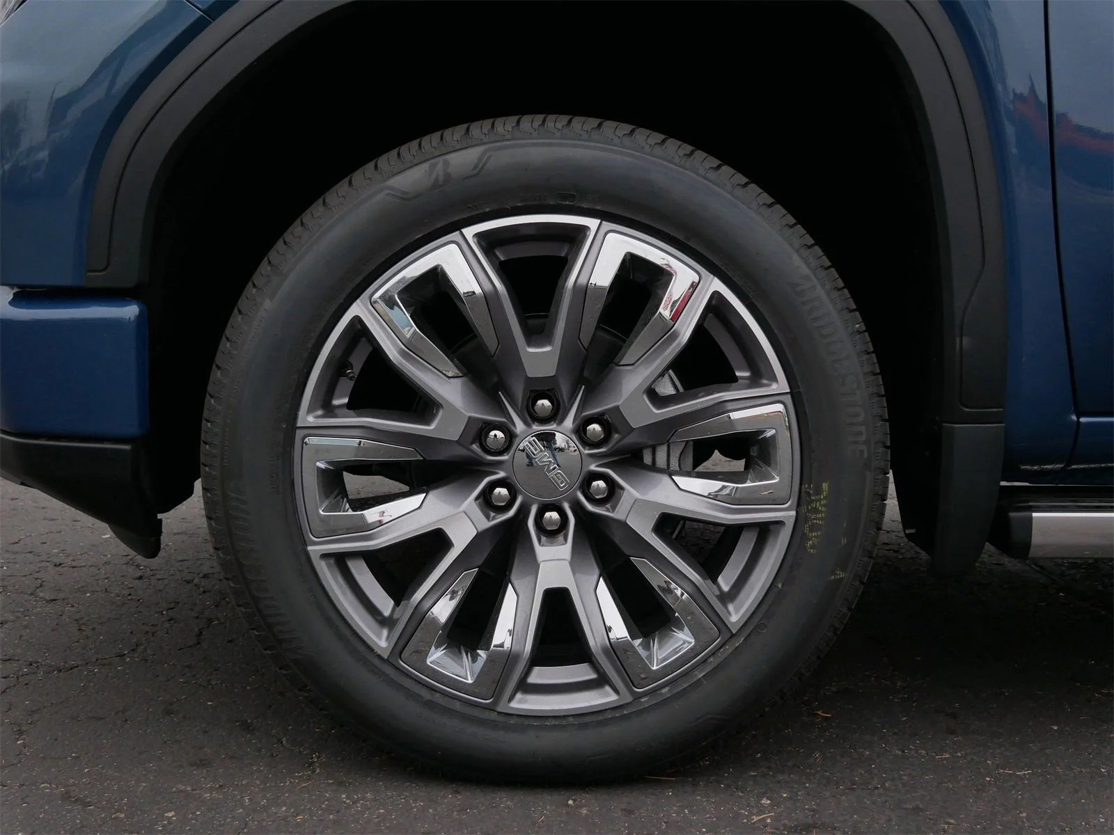 2026 GMC Sierra 1500 Denali - Photo 3