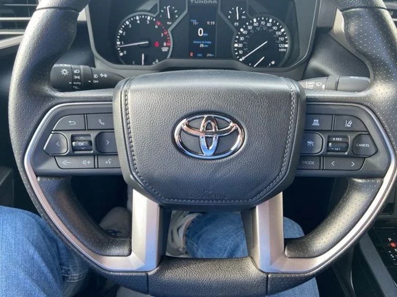 2026 Toyota Tundra SR5 - Photo 25