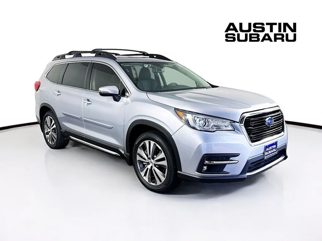 2022 Subaru Ascent Touring's photo
