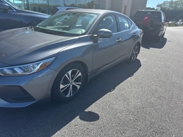 Used 2020 Gray Nissan SV image 2