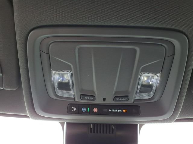 Used 2024 Gray Chevrolet Custom image 29