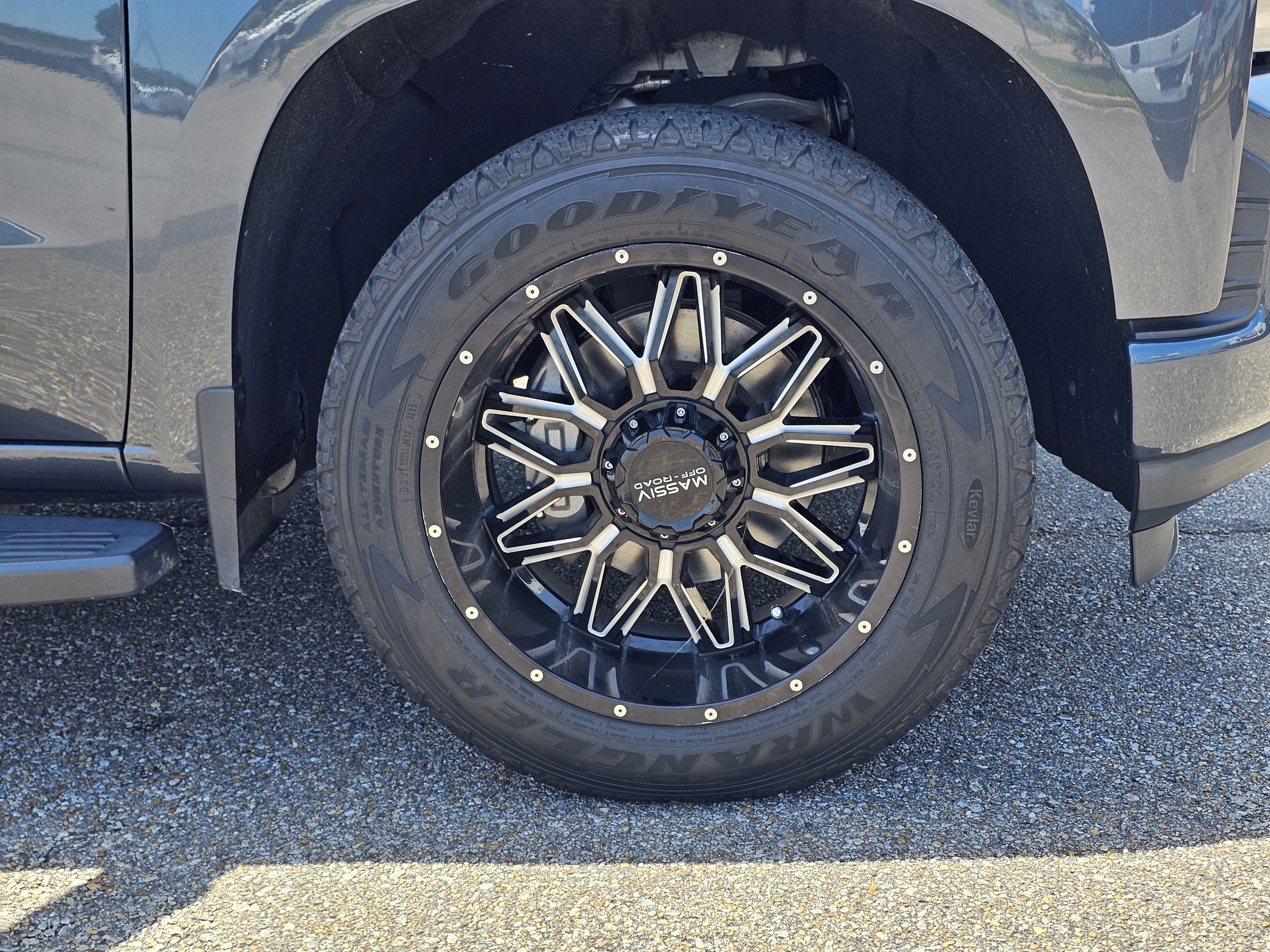 2021 Chevrolet Silverado 1500 RST - Photo 6