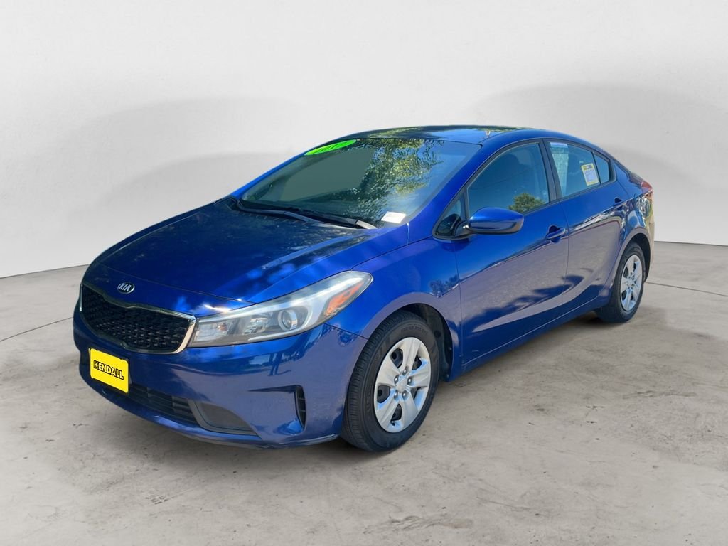 2017 Kia Forte LX AT's photo