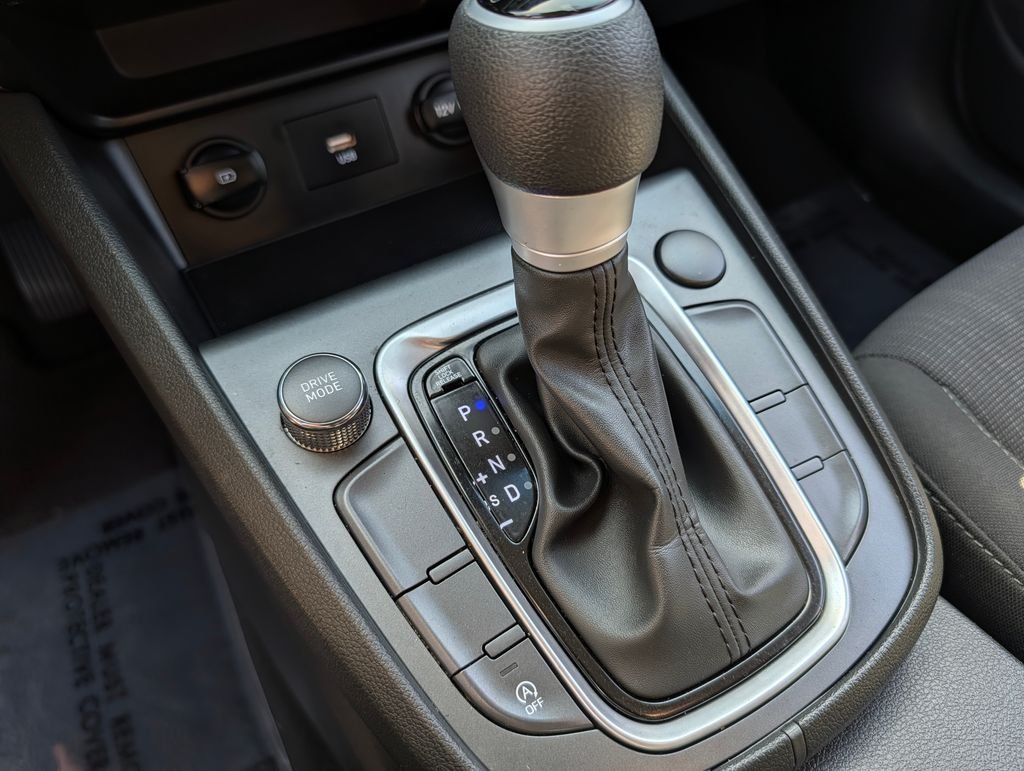 2023 Hyundai Kona SEL - Photo 25