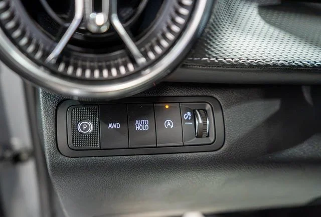 2027 Chevrolet Equinox LT - Photo 15