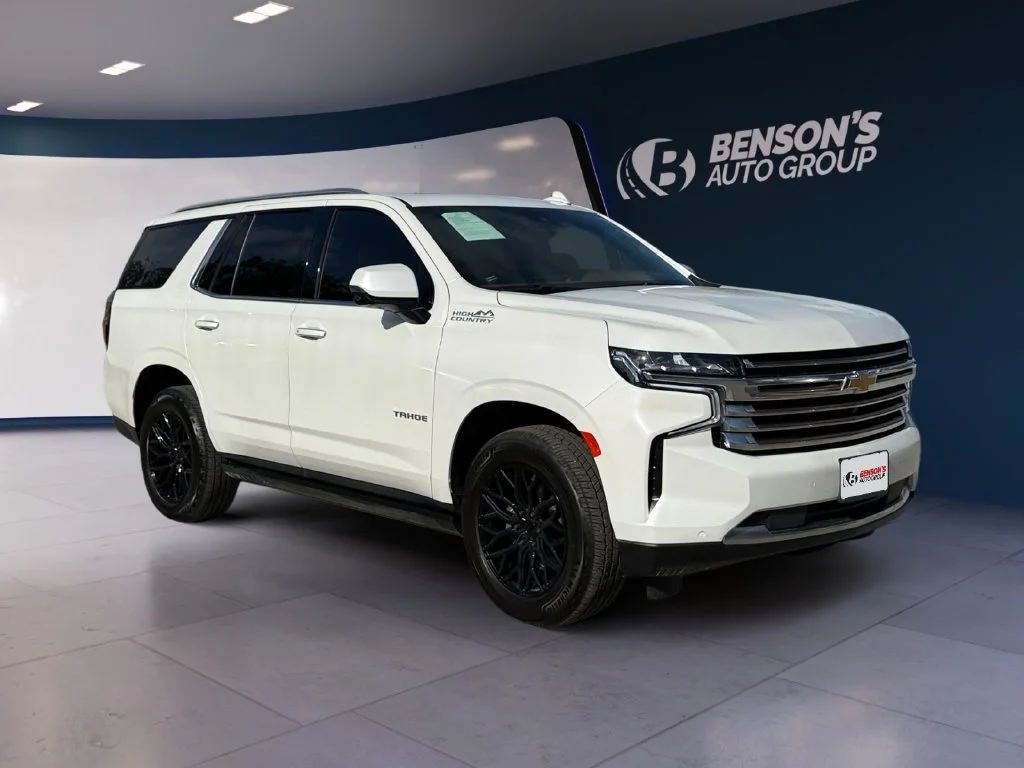 Used 2024 Beige Chevrolet High Country image 7