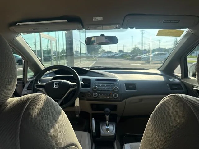 Used 2011 Silver Honda LX image 9