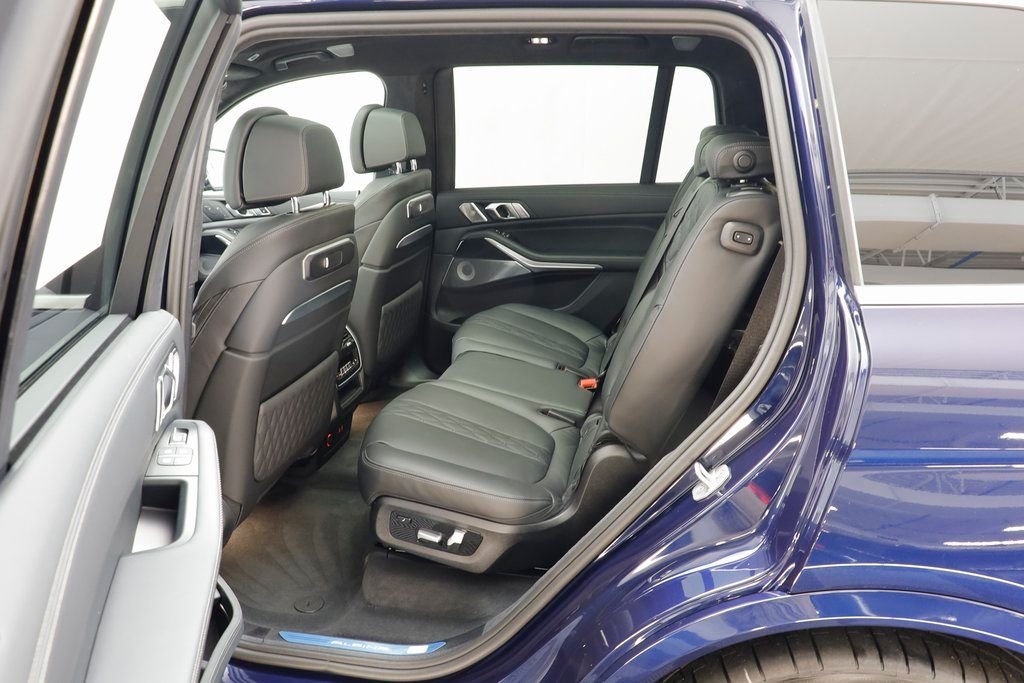 2026 BMW X7 ALPINA XB7 - Photo 16