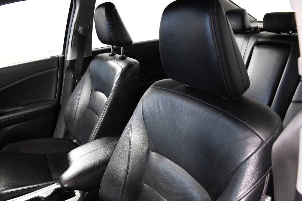 Used 2015 Crystal Black Pearl Honda EX-L image 17