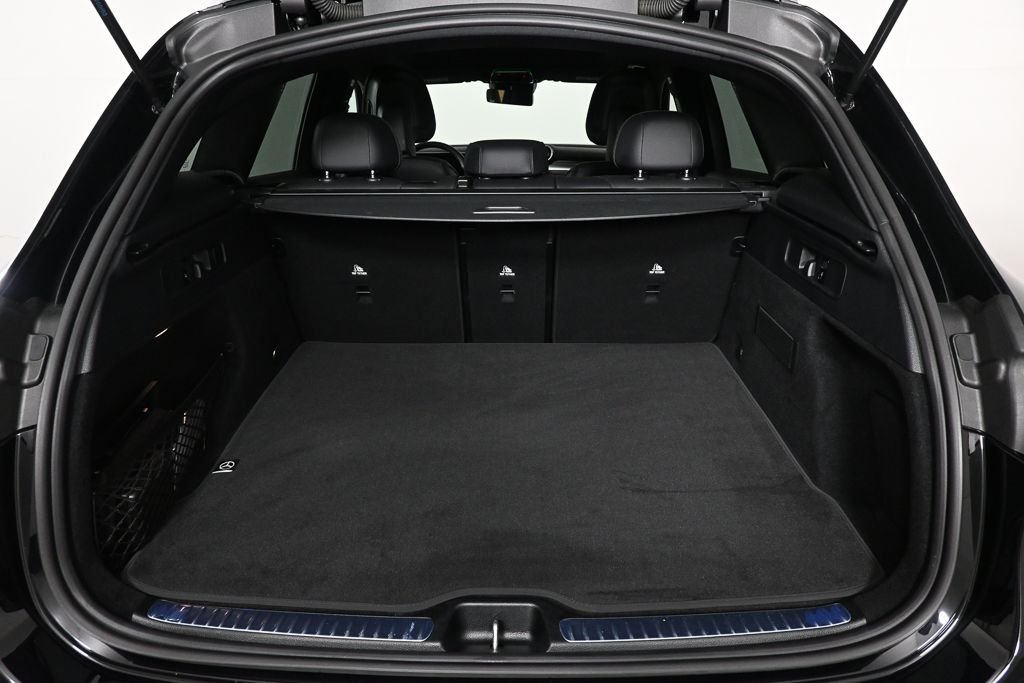Certified Used 2026  Mercedes-Benz GLC 300 image 29