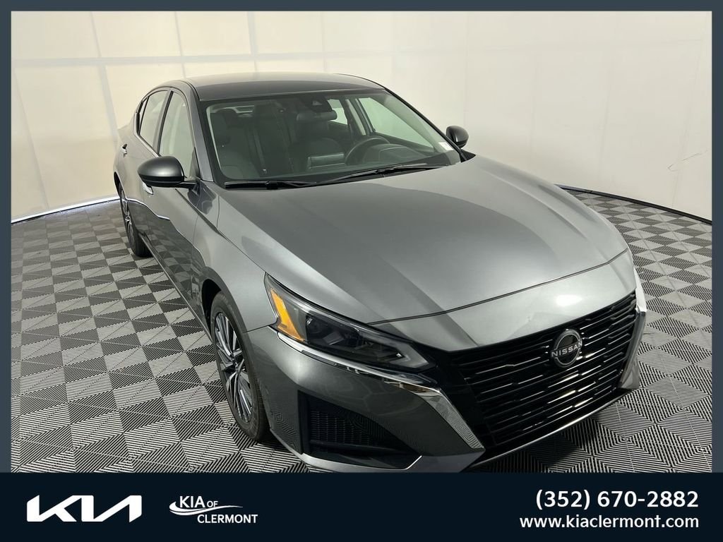 2024 Nissan Altima SV