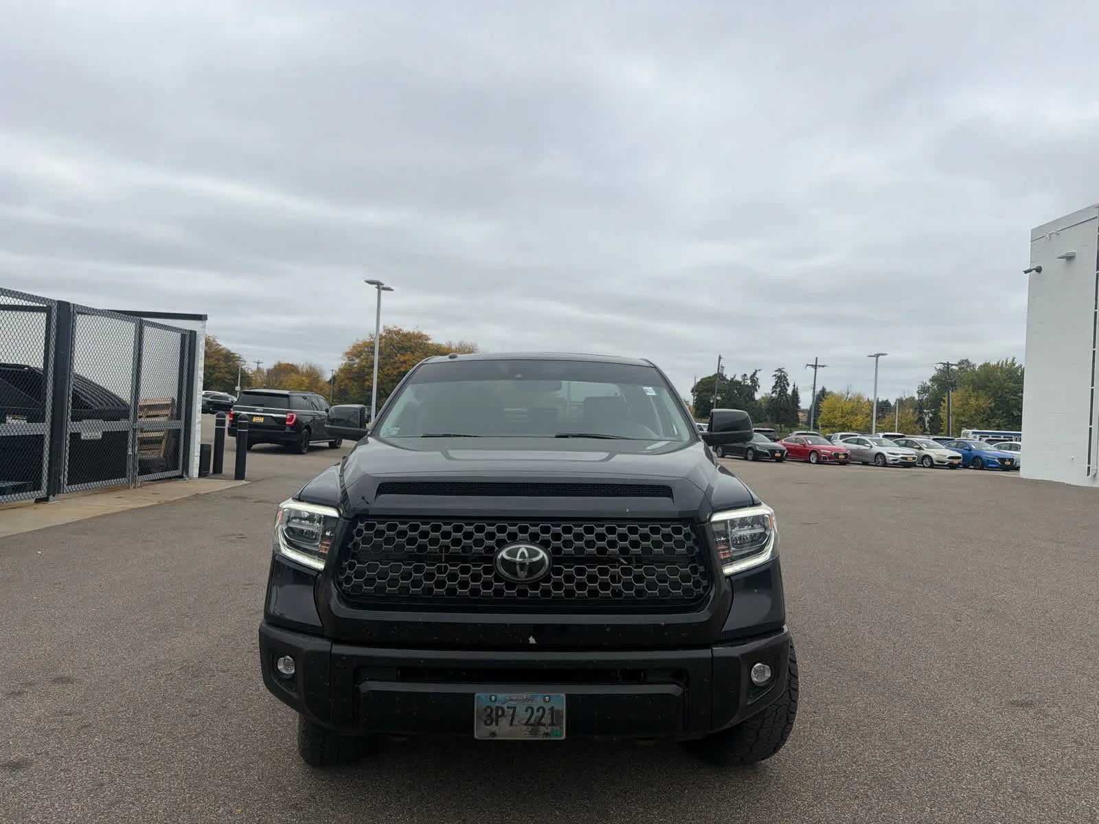 Used 2019 Midnight Black Metallic Toyota Platinum image 6