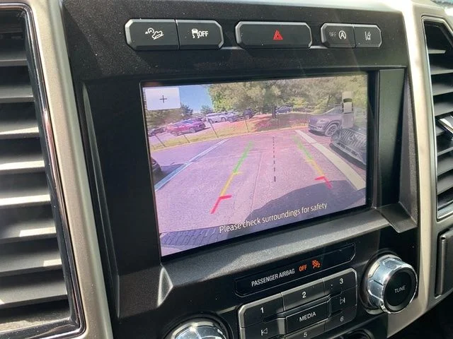 Used 2020 White Ford Lariat image 26