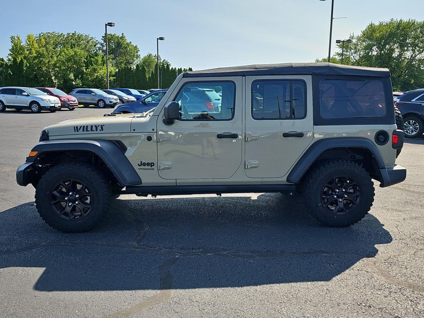 Used 2022 Limited Edition Gobi Clearcoat Jeep Unlimited Willys Sport image 8