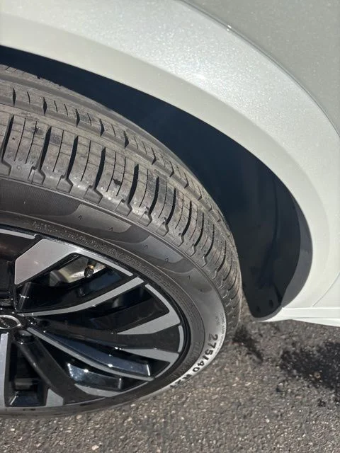 2026 Volvo XC90 Plus - Photo 13