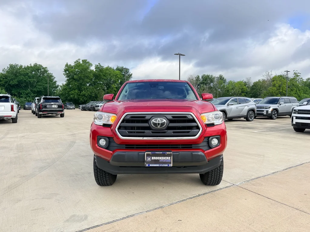 Used 2019 Barcelona Red Metallic Toyota SR5 image 2