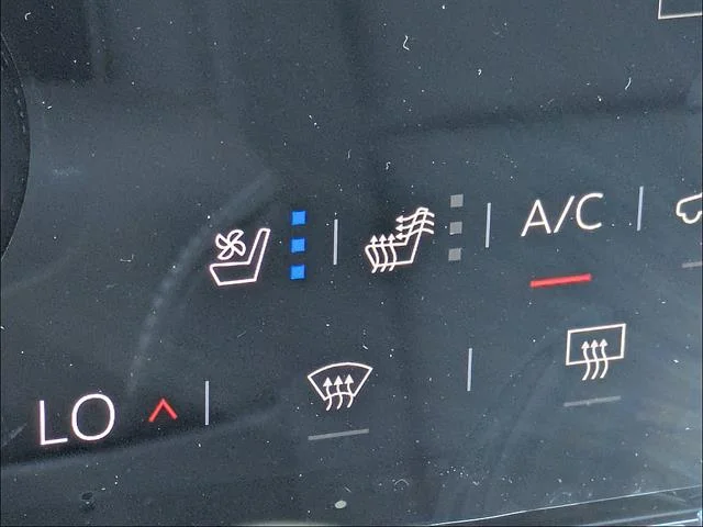 2026 GMC Yukon XL Denali - Photo 29