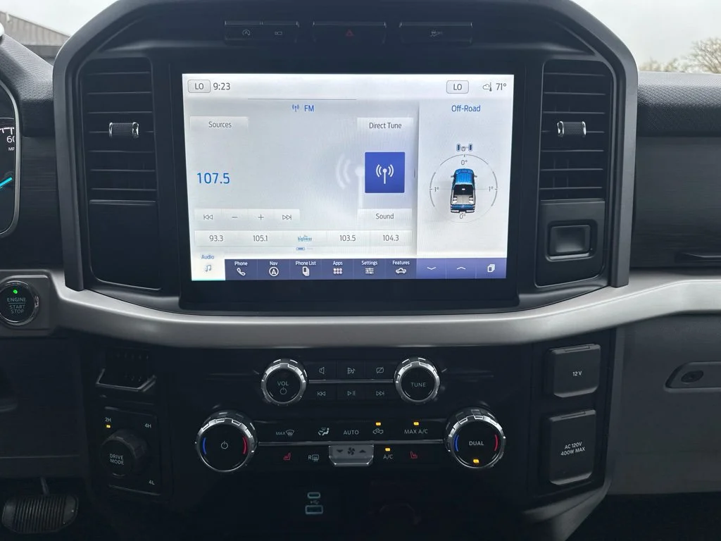 Used 2023 Blue Ford XLT image 14