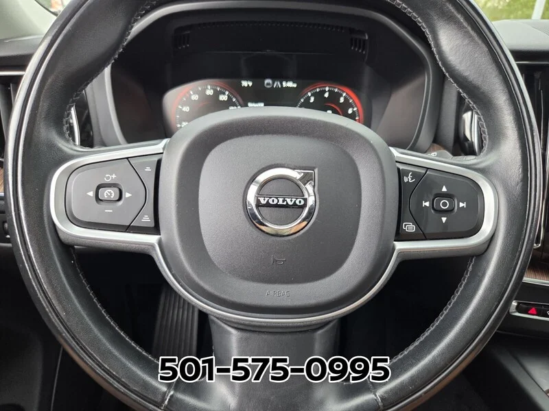 Used 2021 Crystal White VOLVO T5 AWD MOMENTUM image 33
