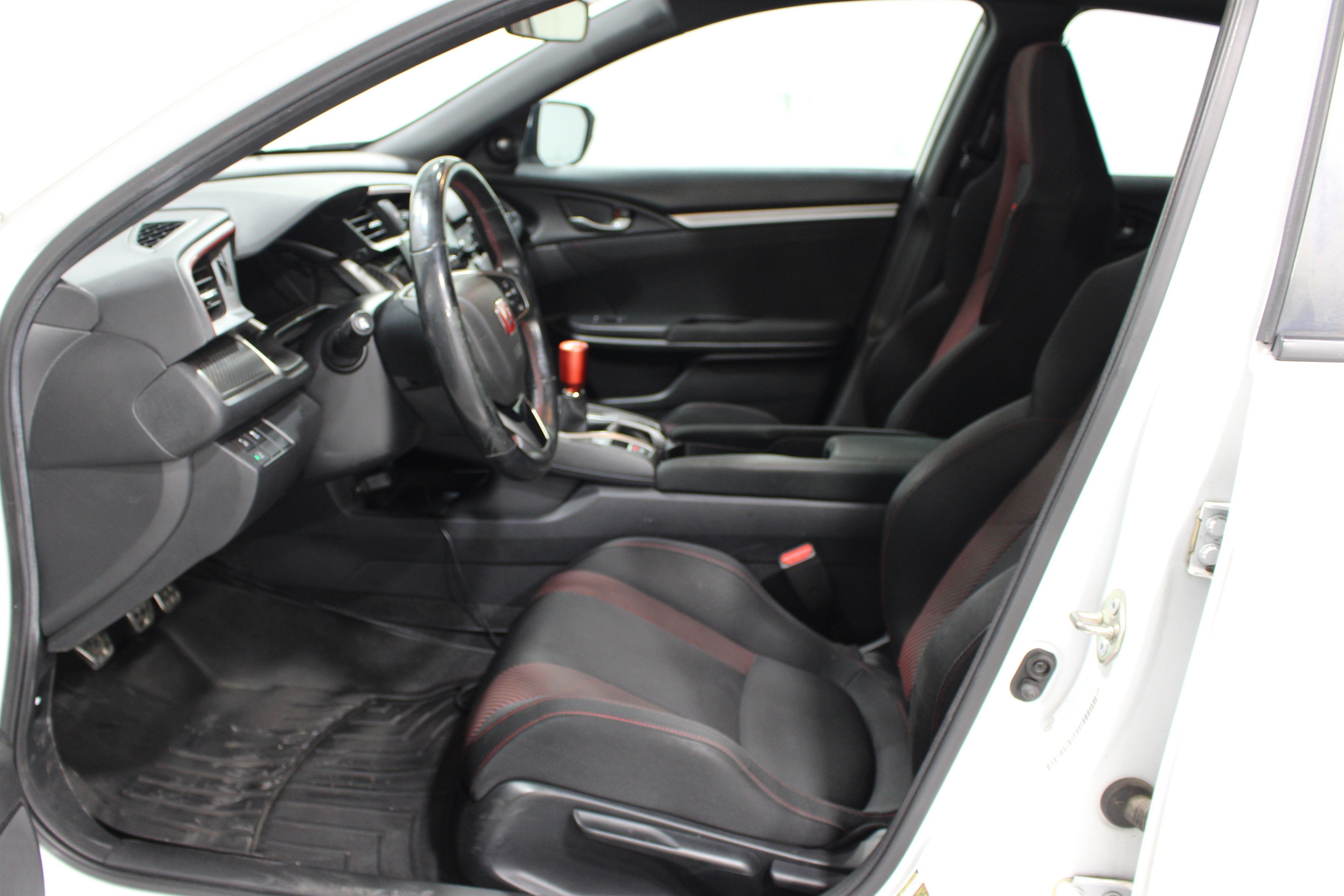 Used 2020 Platinum White Pearl Honda  image 3