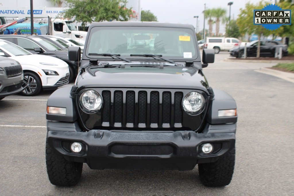 2022 Jeep Wrangler Unlimited Sport photo 2