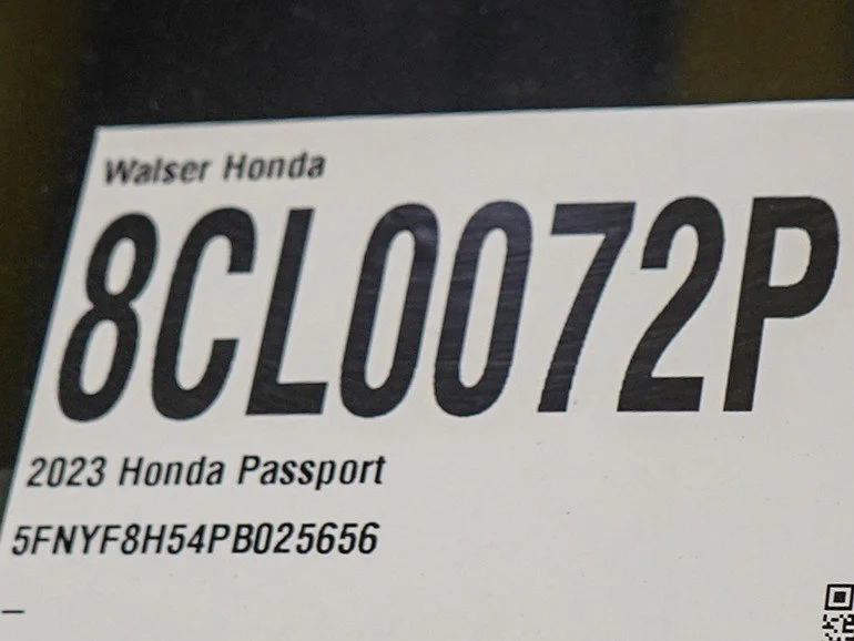 Used 2023 Lunar Silver Metallic Honda EX-L image 32