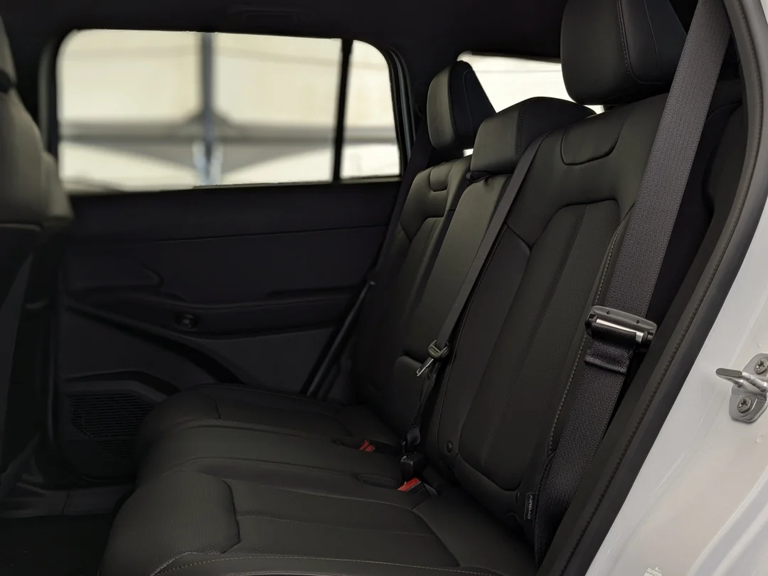 New 2026 White Jeep Limited - - 4x4 - 1.6L Turbo Hybrid - Power Liftgate - Wireless Charging & More! image 29