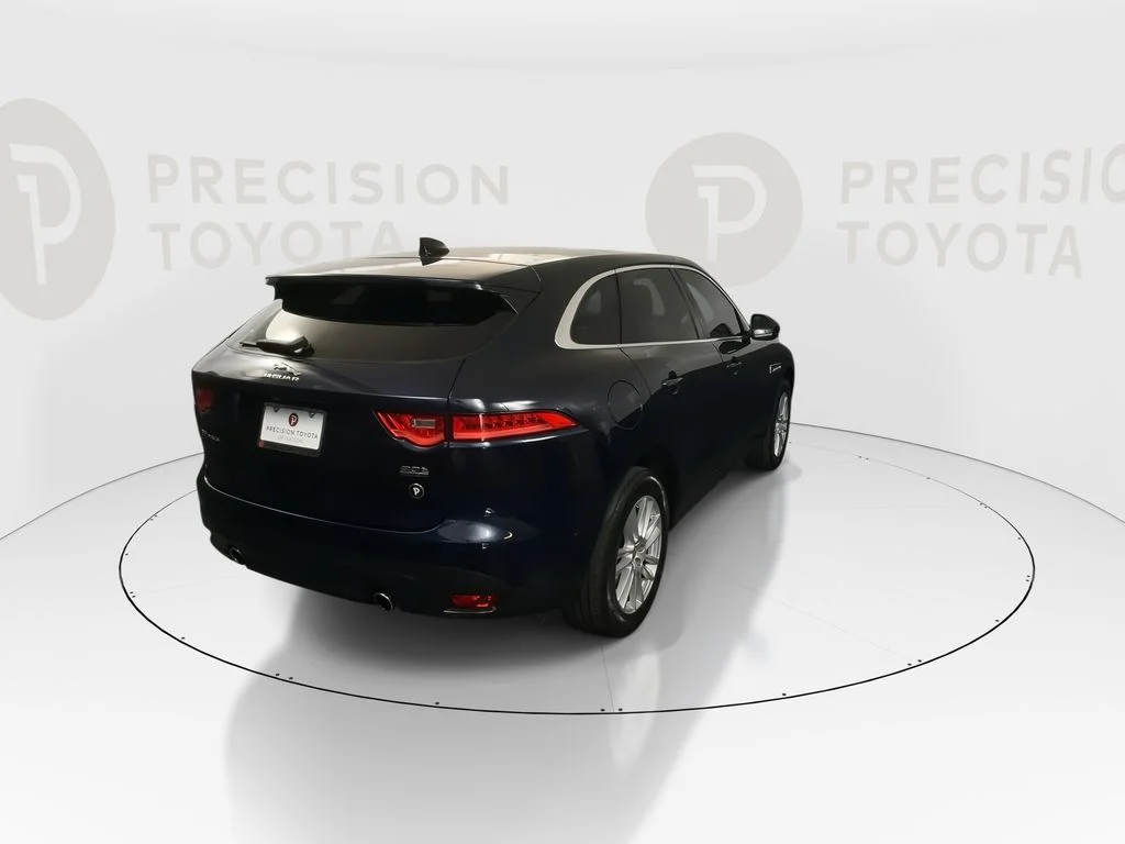 Used 2020 Portofino Blue Metallic Jaguar 30t Prestige image 19