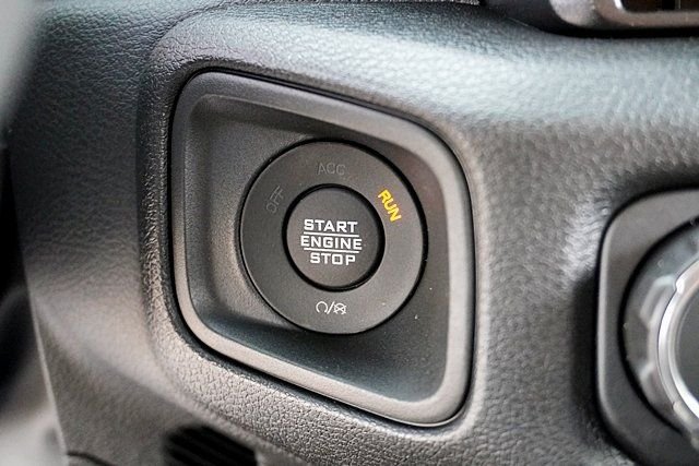 New 2026 Bright White Clear-Coat Exterior Paint Jeep Sport S image 34