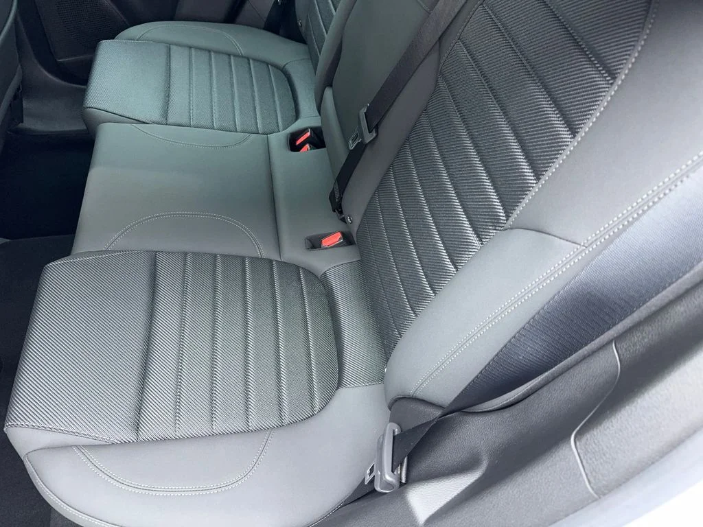 Used 2024 White Alfa Romeo Ti image 42
