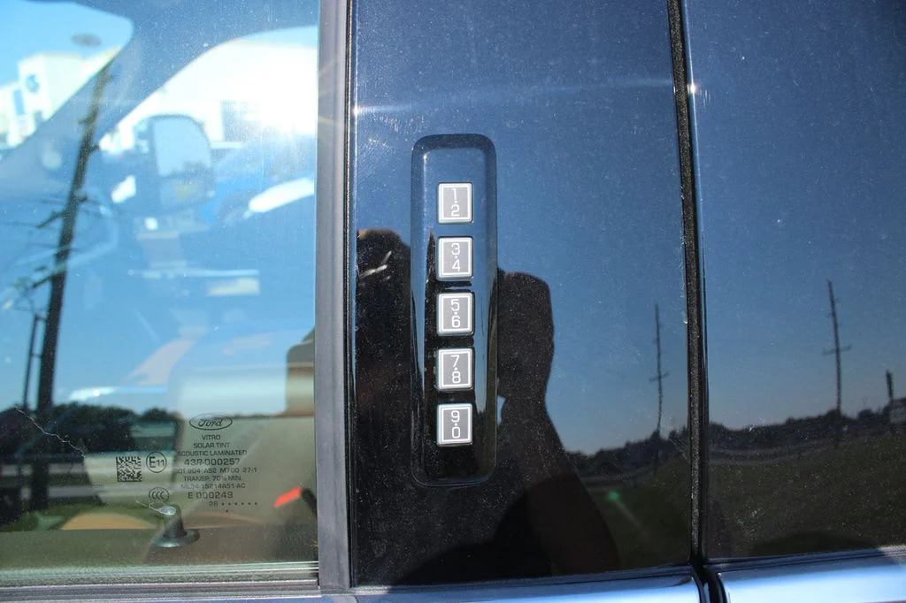 New 2026 Star White Metallic Tri-Coat Ford F-350® King Ranch® image 10