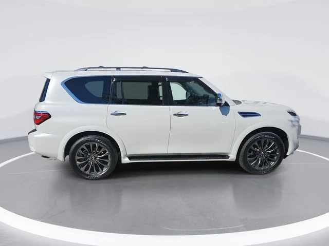 Used 2023 White Nissan Platinum image 6