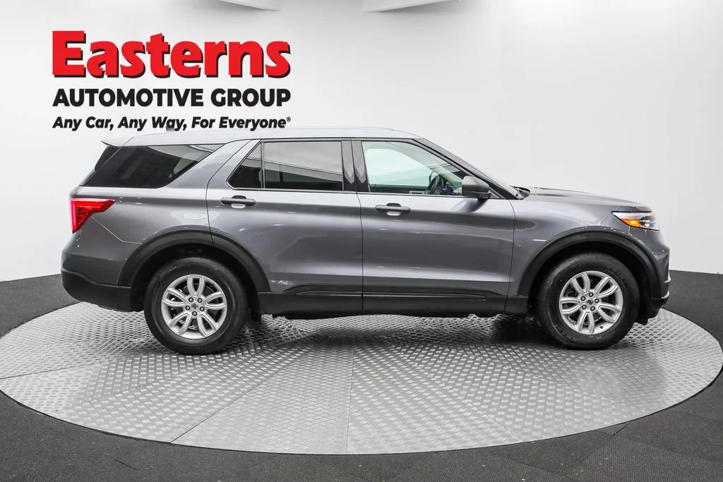 Used 2021 Gray Ford Base image 4